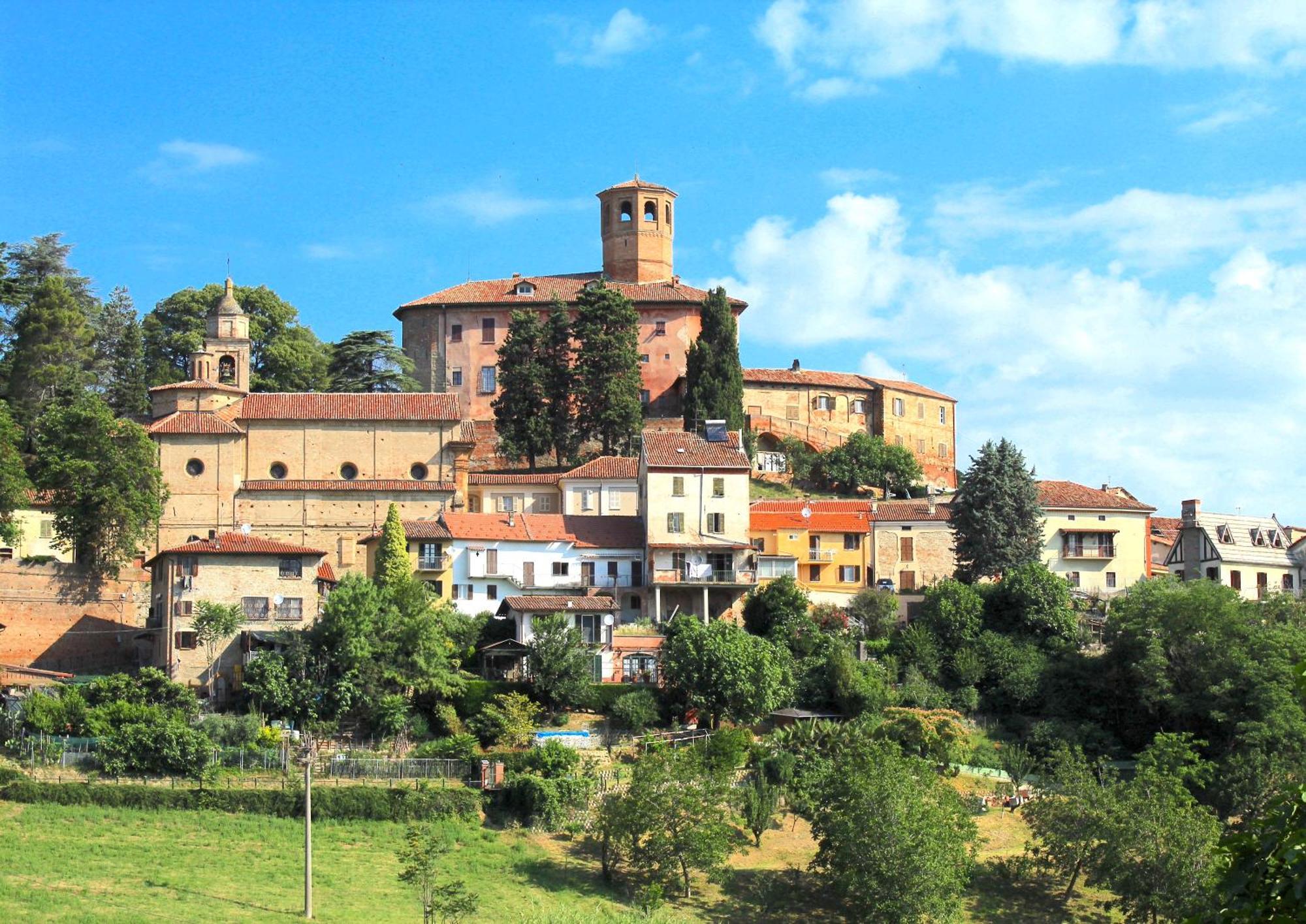 Вілла Amazing Langhe And Monferrato | House With Garden Calamandrana Екстер'єр фото
