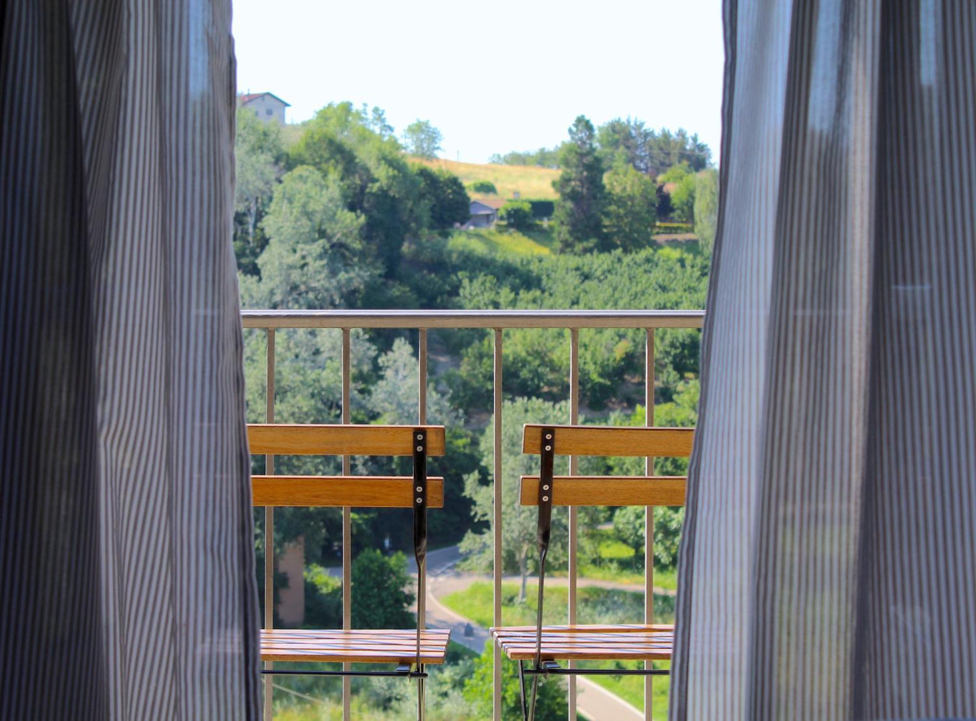 Вілла Amazing Langhe And Monferrato | House With Garden Calamandrana Екстер'єр фото