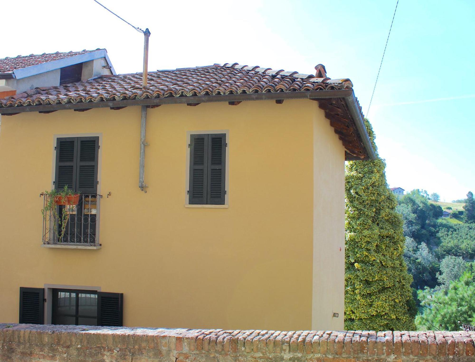 Вілла Amazing Langhe And Monferrato | House With Garden Calamandrana Екстер'єр фото